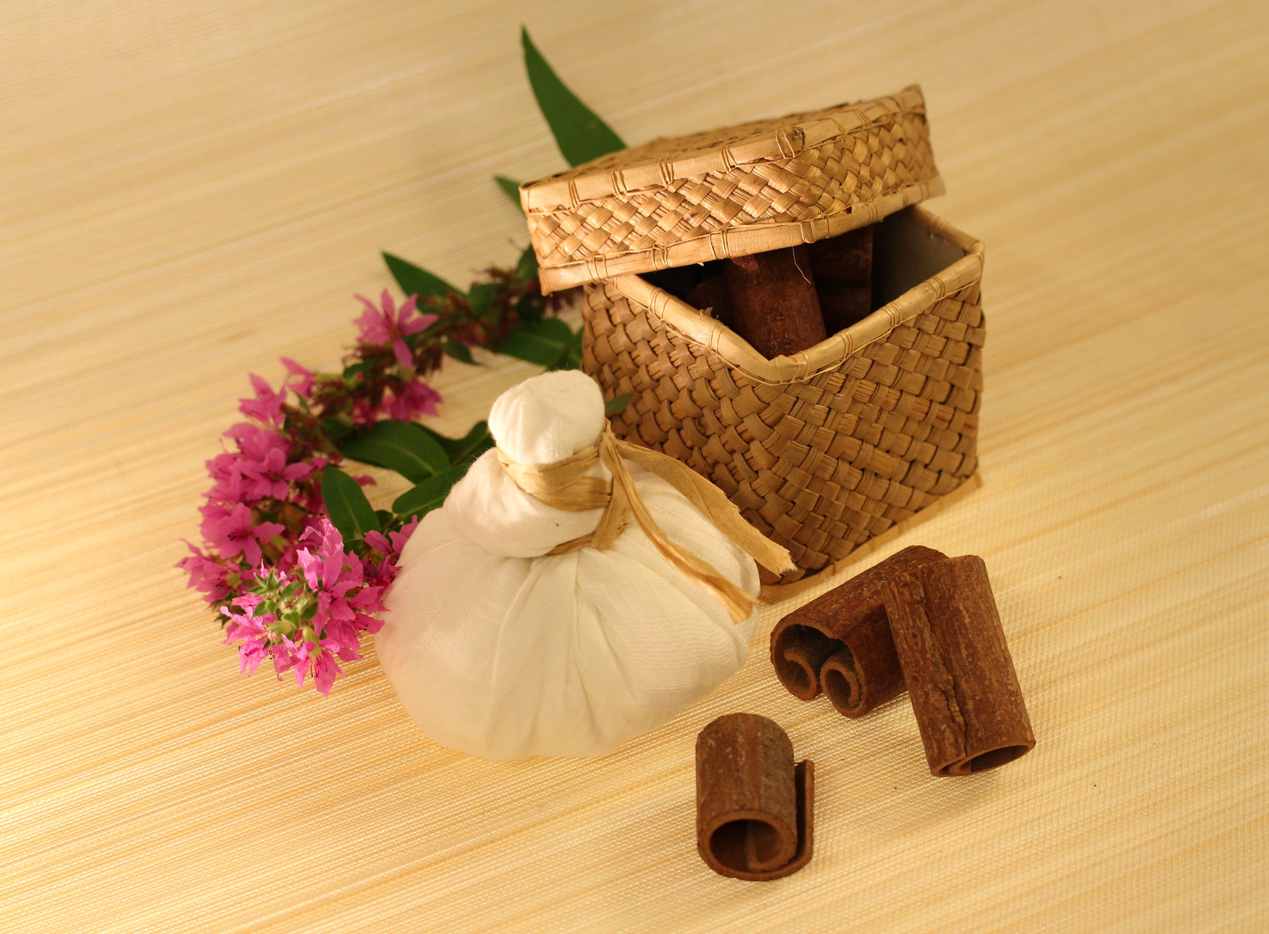 spices with nice box